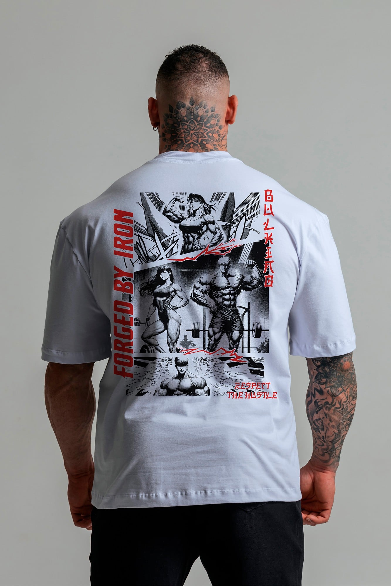 CAMISETA OVERSIZED ANIME IRON BRANCA
