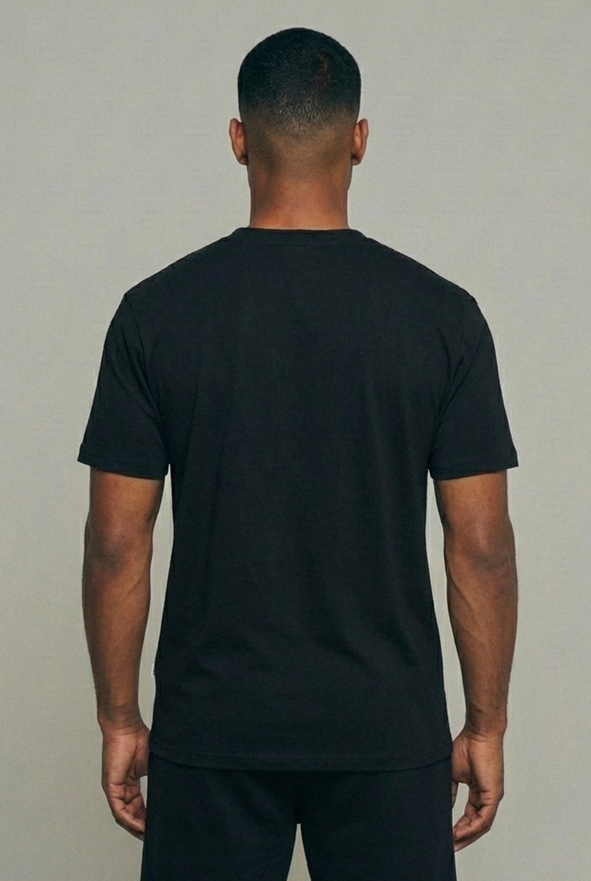 Camiseta Fit Preta – foto 2 de 3