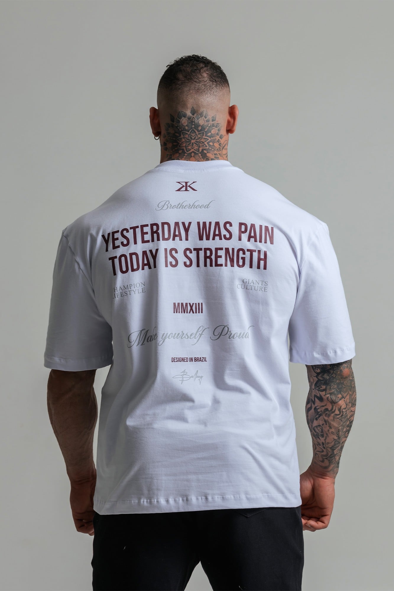 CAMISETA OVERSIZED BROTHERHOOD BRANCA