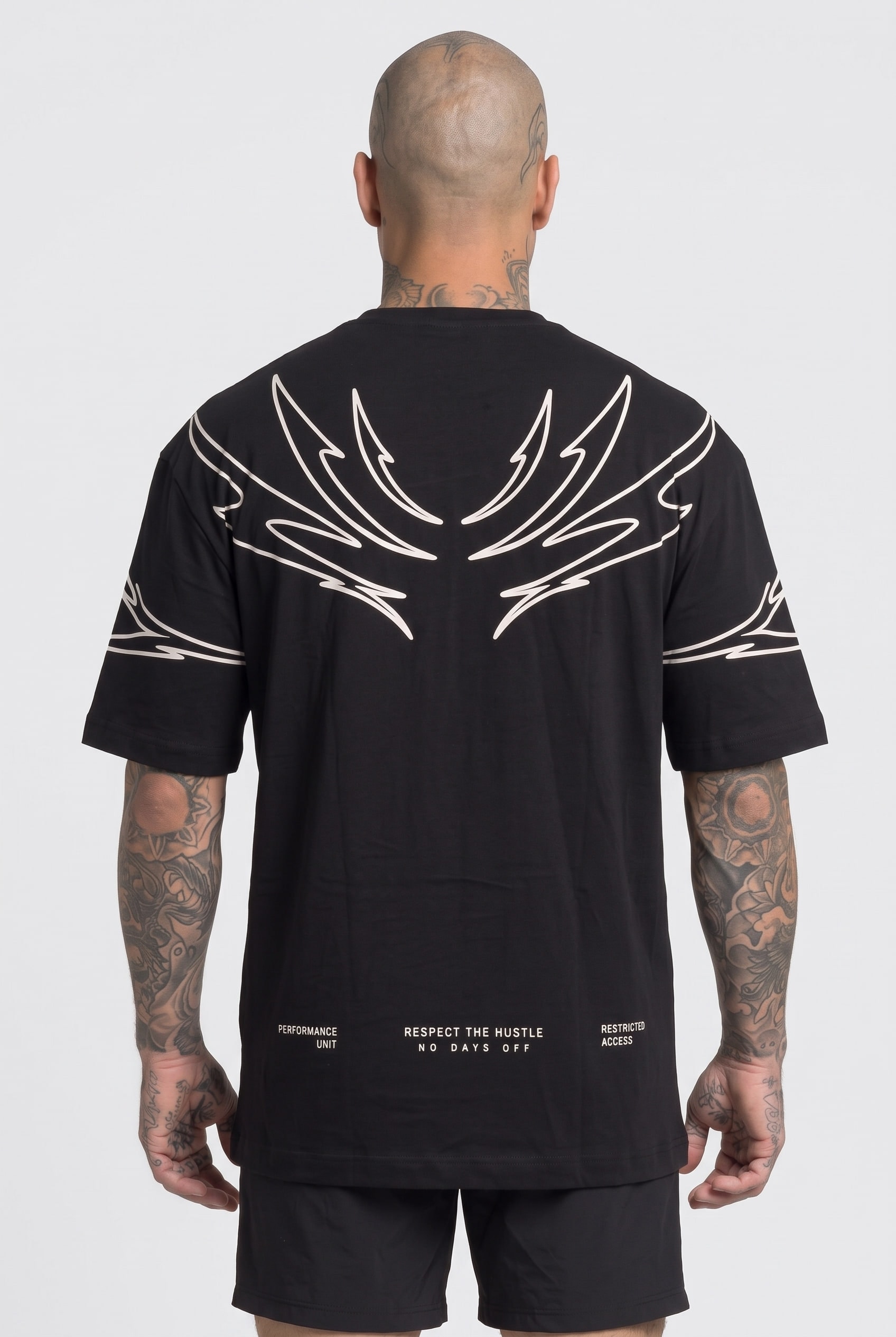 Camiseta Oversized Vanguard Preta – foto 2 de 4